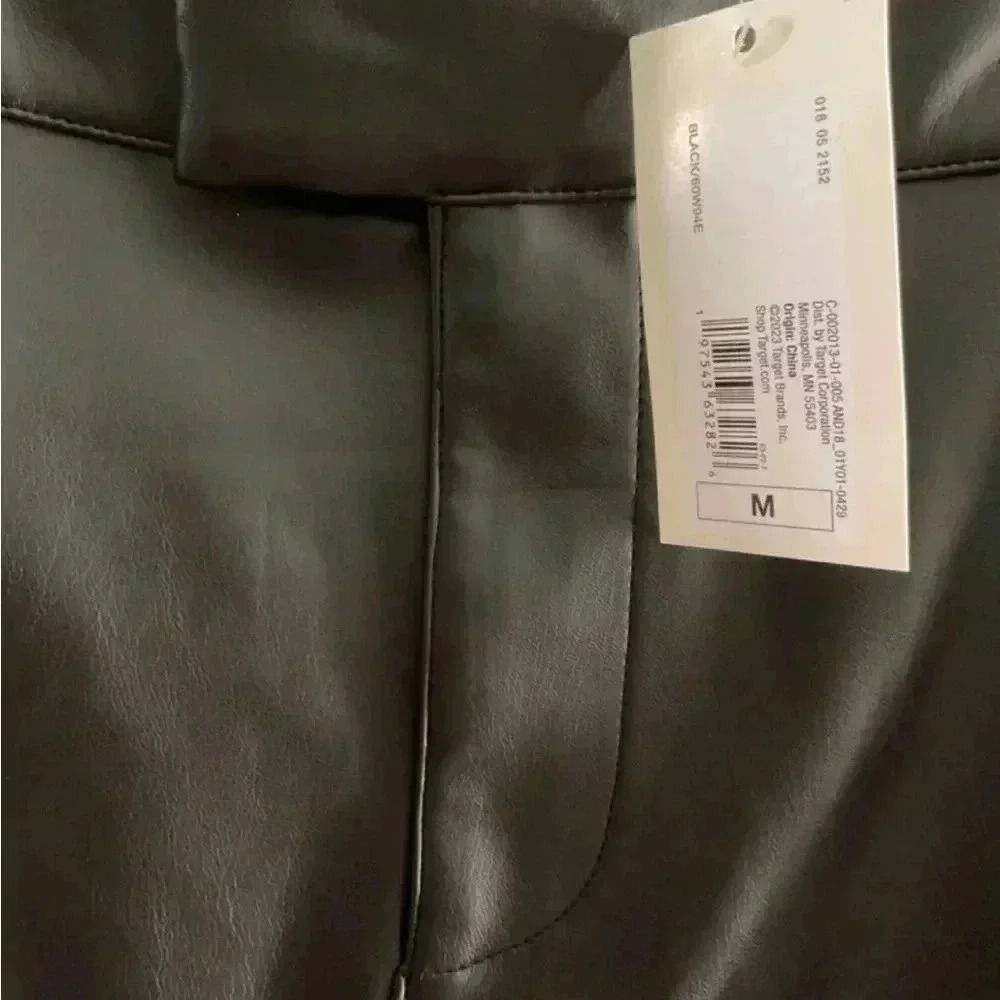 A New Day Faux Leather Mini Skirt Black Dark Romantic Academia Size M NWT - Picture 6 of 7